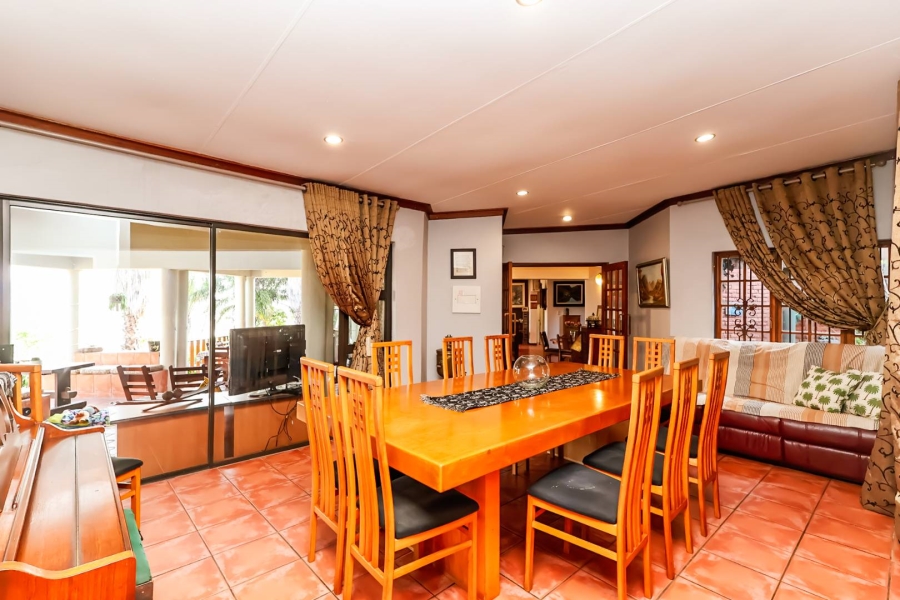4 Bedroom Property for Sale in Ifafi North West